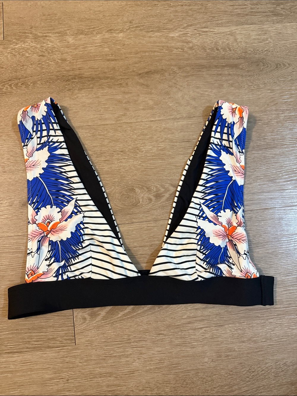 Billabong Blue White Pink Floral V-Neck Reversible Bikini Top